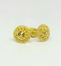22k Gold Traditional Studs