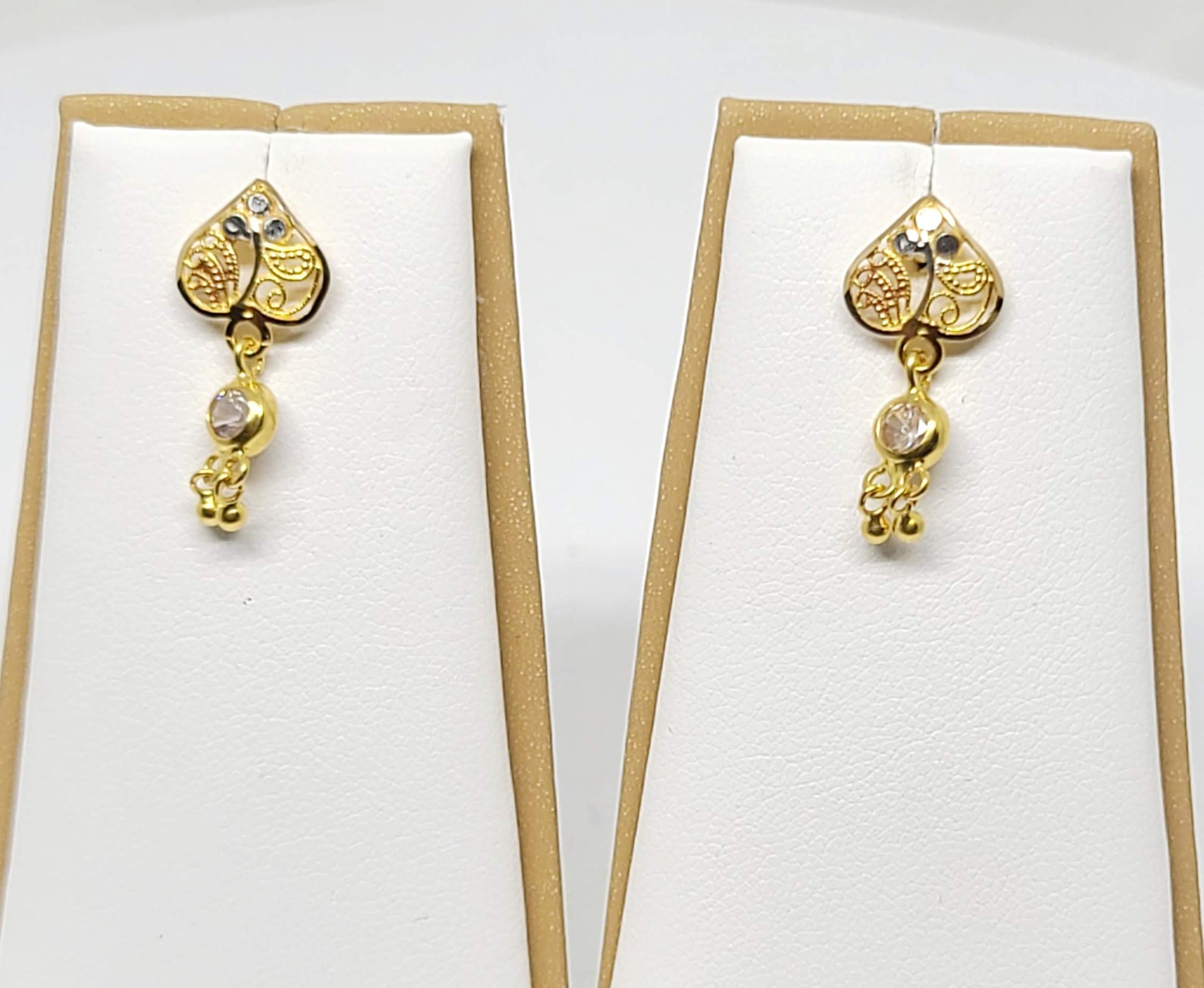 22K Gold Heart Shaped Drop Earrings/Studs