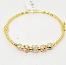 22K Gold Desinger Bangle