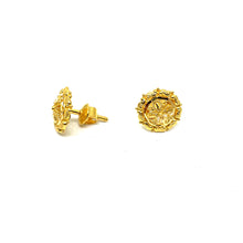 22k Gold Traditional Design Studs